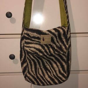 Flipped bird satchel bag